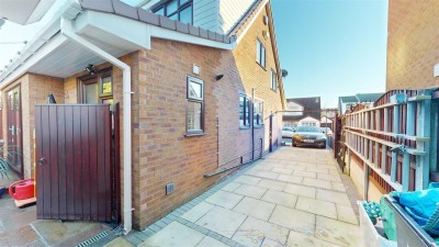 Images for Whiteside Road, Haydock, St Helens, WA11 0XN EAID:DavidDaviesAPI BID:3